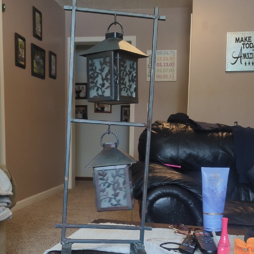 Decorative Black Metal Lantern Stand
